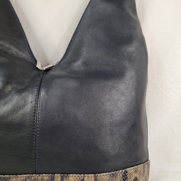 ​CECCONI PIERO Italy Black Leather Hobo Bag Snakeskin Trim Large Shoulder Bag
​ - Picture 7 of 13